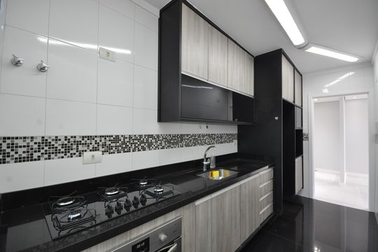 Cozinha de apartamento para alugar com 3 quartos, 80m² em Vila Nivi, São Paulo
