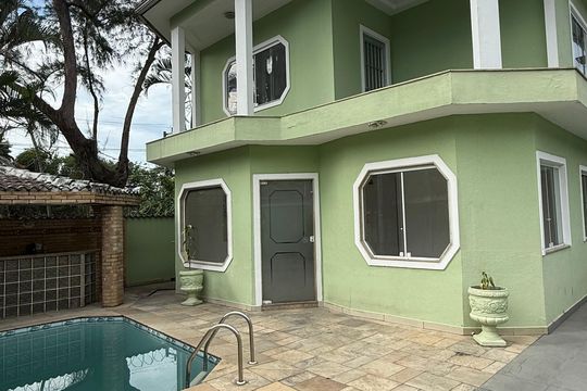 Casa de Condomínio à venda com 4 quartos, 380m² em Taquara, Rio de Janeiro