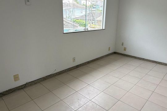 Casa de Condomínio à venda com 4 quartos, 380m² em Taquara, Rio de Janeiro