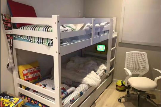 Quarto de apartamento para alugar com 2 quartos, 70m² em Barra da Tijuca, Rio de Janeiro