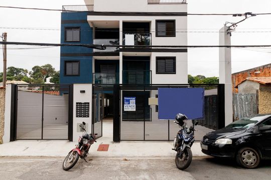 Fachada de apartamento à venda com 2 quartos, 90m² em Vila Rosa, São Paulo