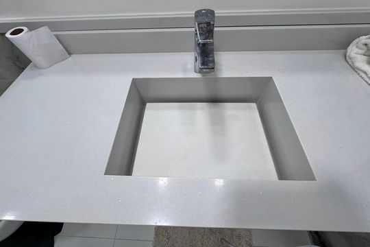 Suíte 2 - Banheiro de apartamento para alugar com 3 quartos, 240m² em Recreio dos Bandeirantes, Rio de Janeiro