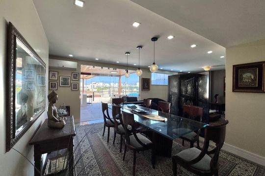 Sala de apartamento para alugar com 3 quartos, 240m² em Recreio dos Bandeirantes, Rio de Janeiro
