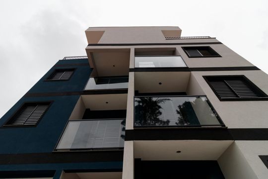 Fachada de apartamento à venda com 2 quartos, 45m² em Vila Rosa, São Paulo