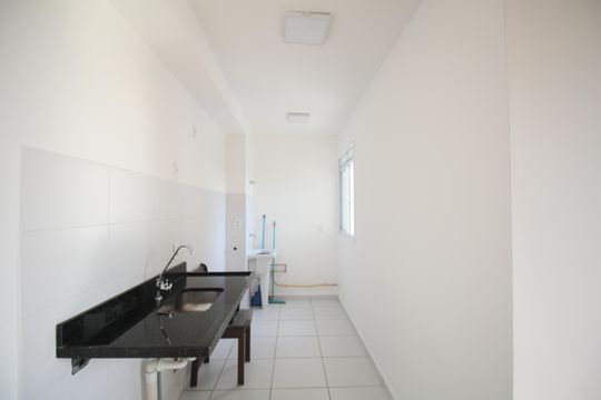 Cozinha de apartamento à venda com 2 quartos, 37m² em Morumbi, São Paulo