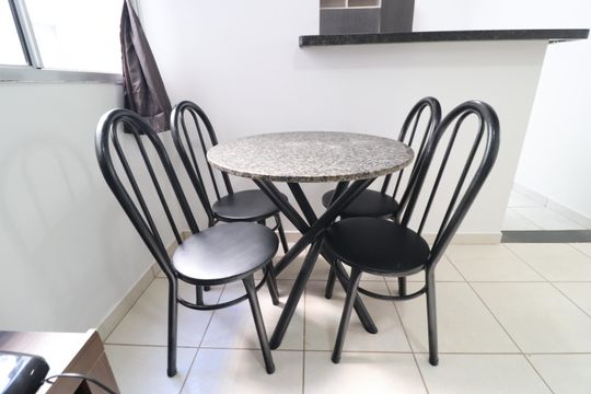 Sala de apartamento para alugar com 2 quartos, 44m² em Gávea, Uberlândia