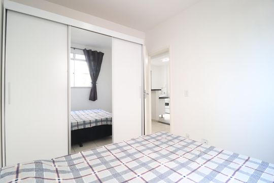 Quarto 1 de apartamento para alugar com 2 quartos, 44m² em Gávea, Uberlândia