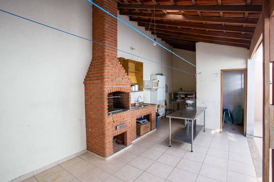Espaço Gourmet de casa à venda com 2 quartos, 500m² em Centro, Diadema