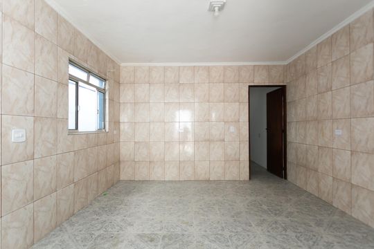 Cozinha de casa para alugar com 2 quartos, 120m² em Vila Santa Ines, São Paulo