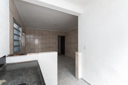 Cozinha de casa para alugar com 2 quartos, 120m² em Vila Santa Ines, São Paulo