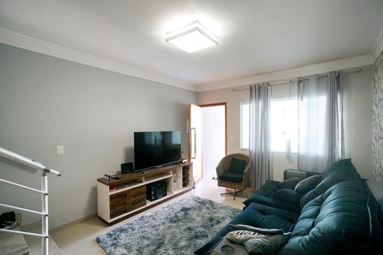 Sala de casa à venda com 3 quartos, 120m² em Vila Carrão, São Paulo
