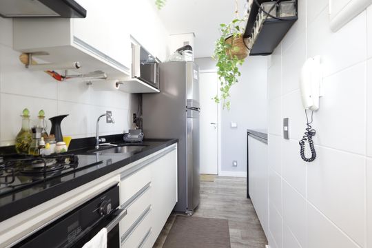 Cozinha de apartamento à venda com 3 quartos, 58m² em Vila Andrade, São Paulo