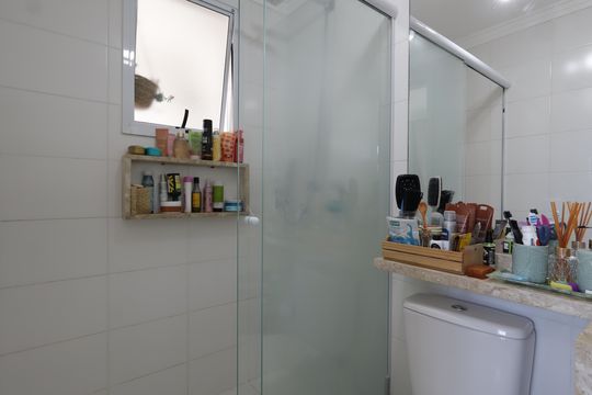 Banheiro da Suíte de apartamento à venda com 3 quartos, 58m² em Vila Andrade, São Paulo