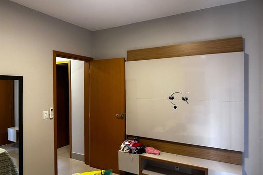 Quarto de casa de condomínio para alugar com 4 quartos, 260m² em Granja Marileusa, Uberlândia