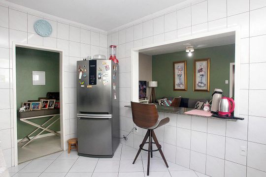 Cozinha de apartamento à venda com 3 quartos, 134m² em Azenha, Porto Alegre