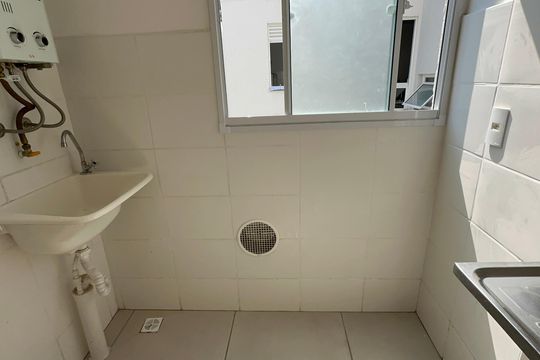 Área de Serviço de apartamento para alugar com 2 quartos, 49m² em Vargem Grande, Rio de Janeiro