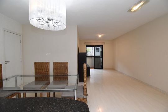 Sala de apartamento à venda com 3 quartos, 102m² em Bigorrilho, Curitiba
