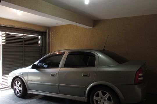 Garagem de casa à venda com 4 quartos, 205m² em Pestana, Osasco