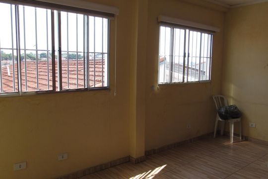 Sala 4 de casa à venda com 4 quartos, 205m² em Pestana, Osasco