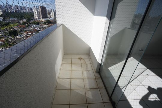 Apartamento à venda com 3 quartos, 79m² em Setor dos Funcionários, Goiânia