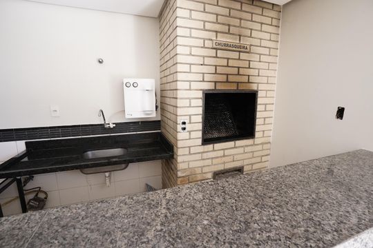 Apartamento à venda com 3 quartos, 79m² em Setor dos Funcionários, Goiânia
