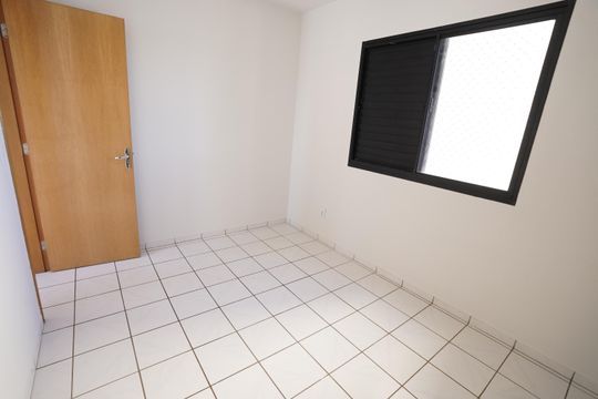 Apartamento à venda com 3 quartos, 79m² em Setor dos Funcionários, Goiânia