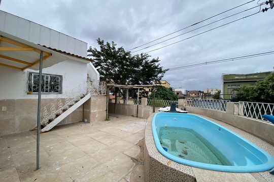 Casa à venda com 1 quarto, 120m² em Quintino Bocaiúva, Rio de Janeiro