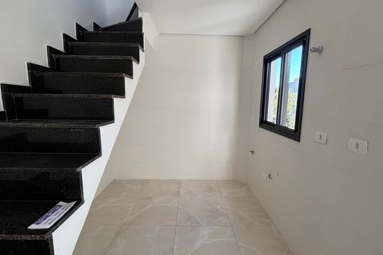 Cozinha de apartamento à venda com 2 quartos, 95m² em Vila Eldizia, Santo André