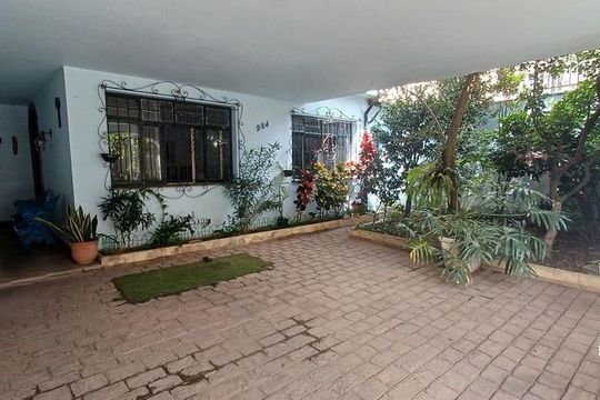 Área externa de casa à venda com 3 quartos, 193m² em Jardim Novo Mundo, São Paulo