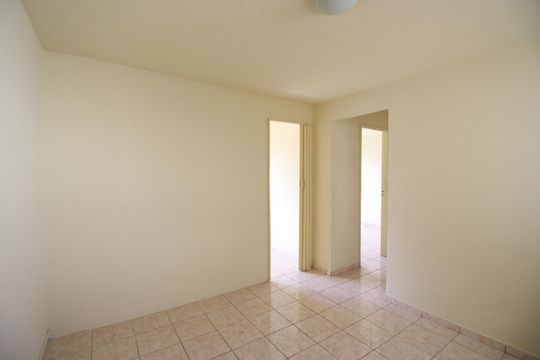 Sala de apartamento à venda com 1 quarto, 37m² em Taquara, Rio de Janeiro