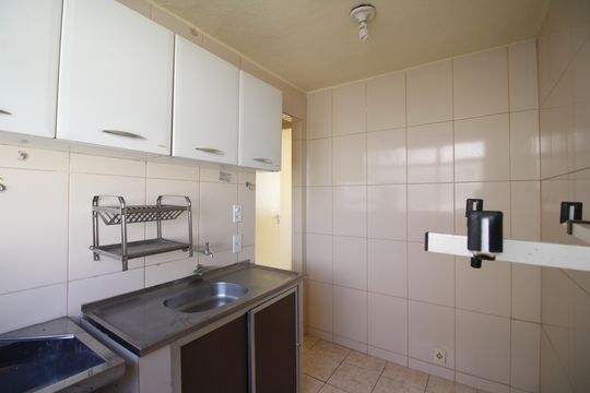 Cozinha de apartamento à venda com 1 quarto, 37m² em Taquara, Rio de Janeiro