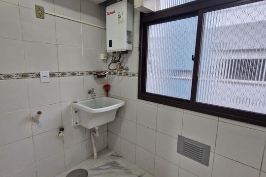 Área de serviço de apartamento à venda com 2 quartos, 60m² em Nonoai, Porto Alegre