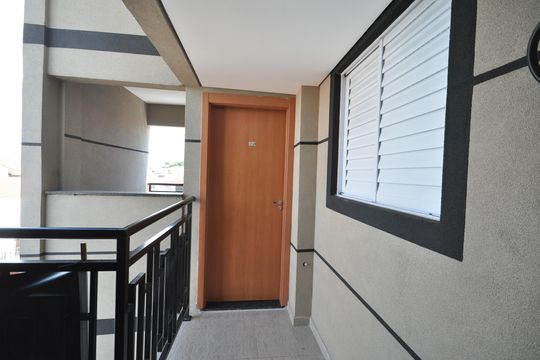 Hall de entrada de apartamento à venda com 2 quartos, 44m² em Vila Constança, São Paulo