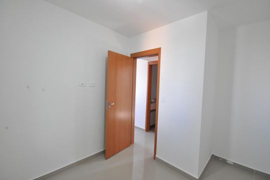 Quarto 1 de apartamento à venda com 2 quartos, 44m² em Vila Constança, São Paulo