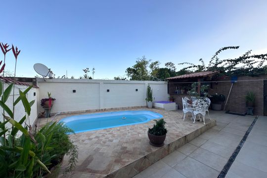 Área externa de casa de condomínio à venda com 3 quartos, 118m² em Vargem Pequena, Rio de Janeiro