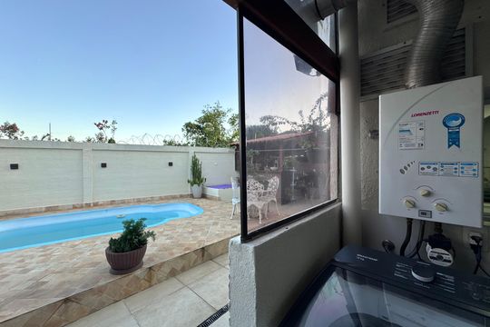 Área de Serviço de casa de condomínio à venda com 3 quartos, 118m² em Vargem Pequena, Rio de Janeiro