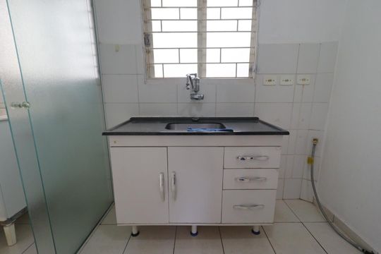 Cozinha de apartamento para alugar com 2 quartos, 45m² em Jardim Interlagos, Ribeirão Preto