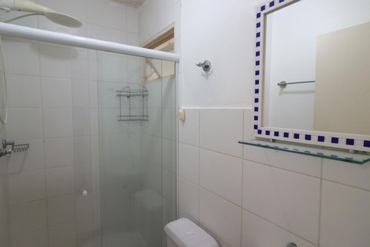 Banheiro de apartamento para alugar com 2 quartos, 45m² em Jardim Interlagos, Ribeirão Preto