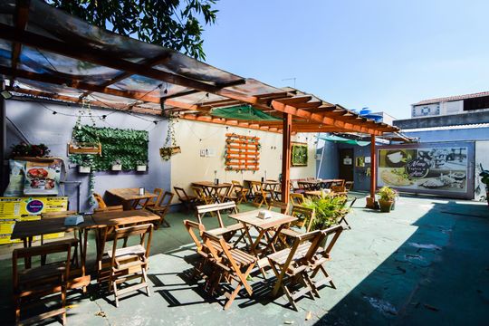 Garagem de casa à venda com 3 quartos, 250m² em Jardim Santa Barbara, Guarulhos