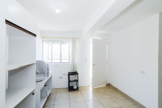 Cozinha de casa à venda com 3 quartos, 250m² em Jardim Santa Barbara, Guarulhos