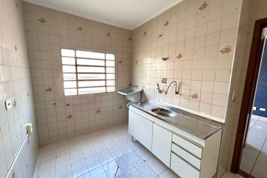 Cozinha de apartamento à venda com 2 quartos, 60m² em Jardim Rosa de Franca, Guarulhos