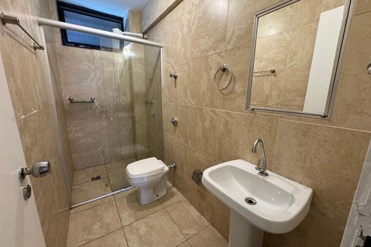 Apartamento para alugar com 4 quartos, 210m² em Santo Antônio, Belo Horizonte