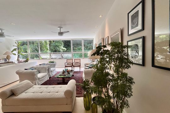 Sala de apartamento à venda com 3 quartos, 144m² em Copacabana, Rio de Janeiro