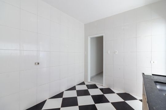 Cozinha de casa à venda com 4 quartos, 210m² em Jardim São Paulo, São Paulo