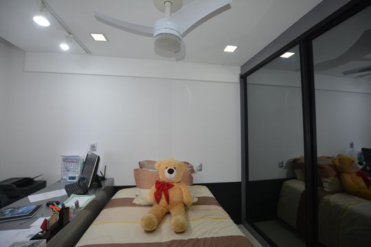 Quarto 2  de apartamento à venda com 4 quartos, 300m² em Vila Valqueire, Rio de Janeiro