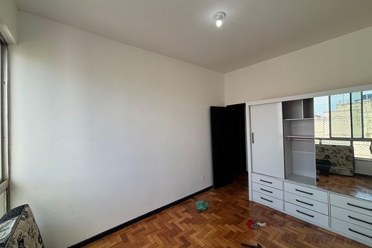Quarto 2 de apartamento à venda com 3 quartos, 90m² em Copacabana, Rio de Janeiro