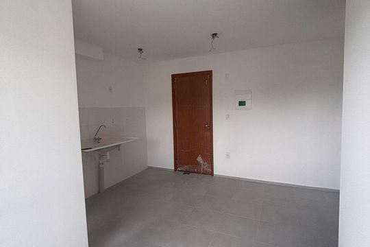 Sala de apartamento à venda com 2 quartos, 47m² em Rio do Ouro, Niterói