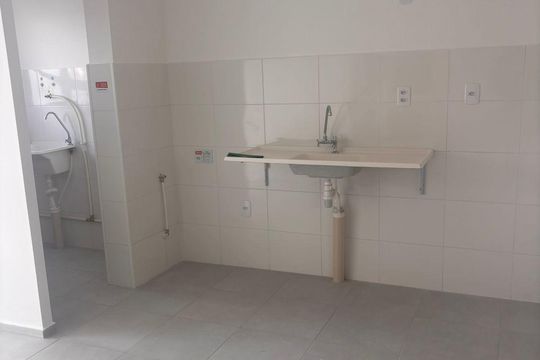 Cozinha de apartamento à venda com 2 quartos, 47m² em Rio do Ouro, Niterói