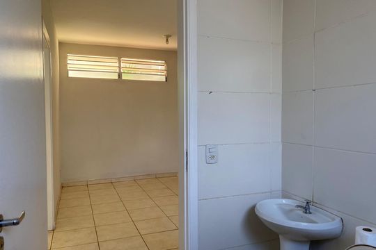 Área de serviço de apartamento para alugar com 2 quartos, 45m² em Jardim Itau, Ribeirão Preto