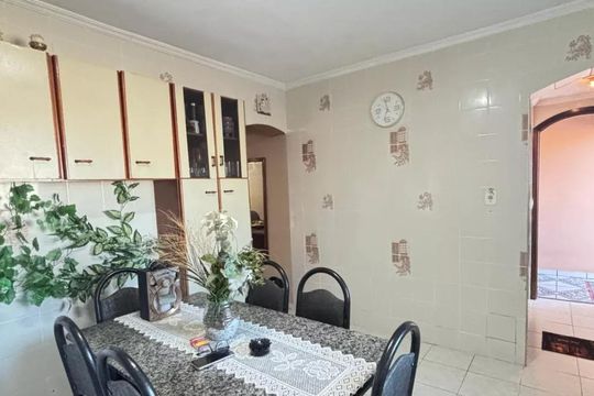 Cozinha de casa à venda com 3 quartos, 150m² em Vila Luzita, Santo André